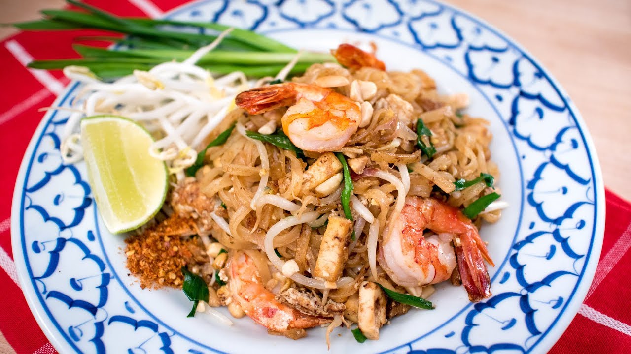 The Best Authentic Pad Thai Recipe Video Hot Thai Kitchen