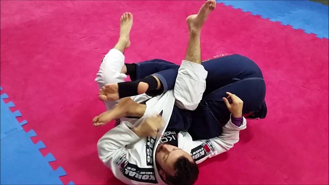 Jiu Jitsu - 557/QG - Berimbolo from Worm Guard (Guarda de Lapela) - YouTube