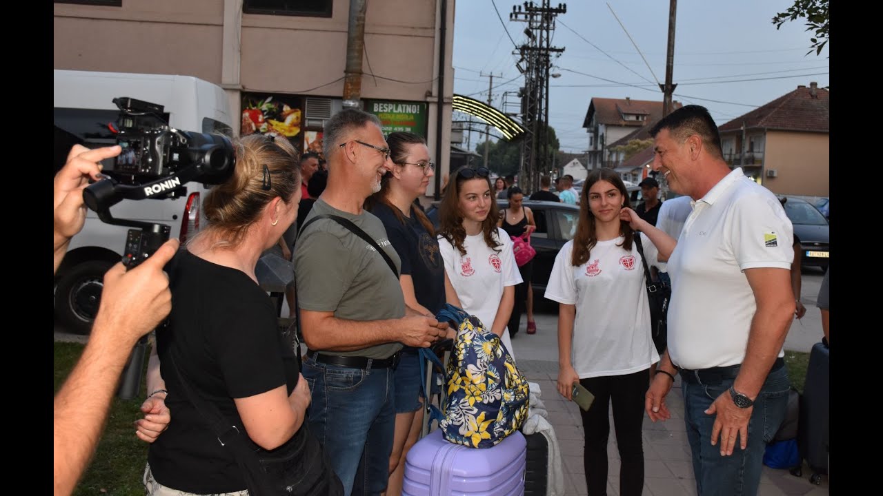 Nagrađeni učenici otputovali  na besplatno letovanje u Herceg Novi 20.06.2024.