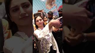 Farhan Saeed & Mamya Jaffer set Packages Mall buzzing in Lahore! 🤩 | #luvdisaun #shorts