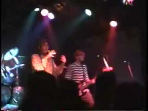 The Dickies - "Banana Splits (The Tra La La Song" - Live '95