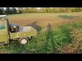 Con Piaggio Ape 50 in campagna