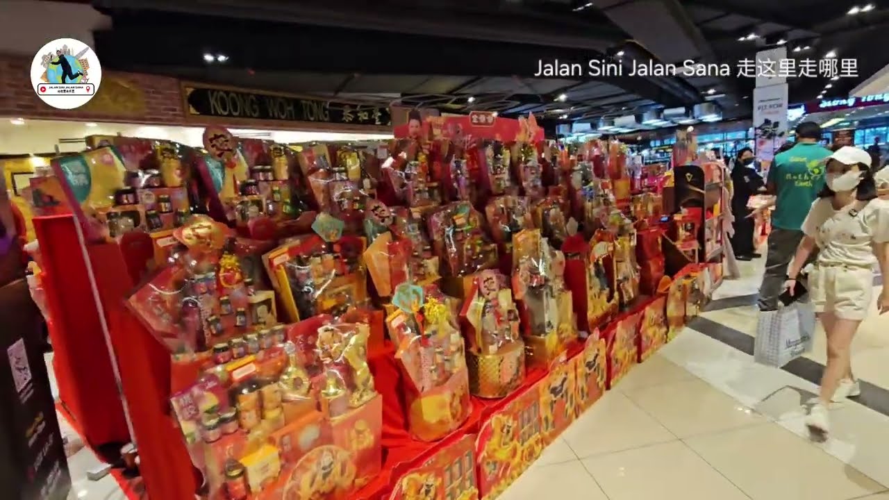 EkoCheras Mall Kuala Lumpur New Year shopping and walk about | 快要新年了，去买买年货