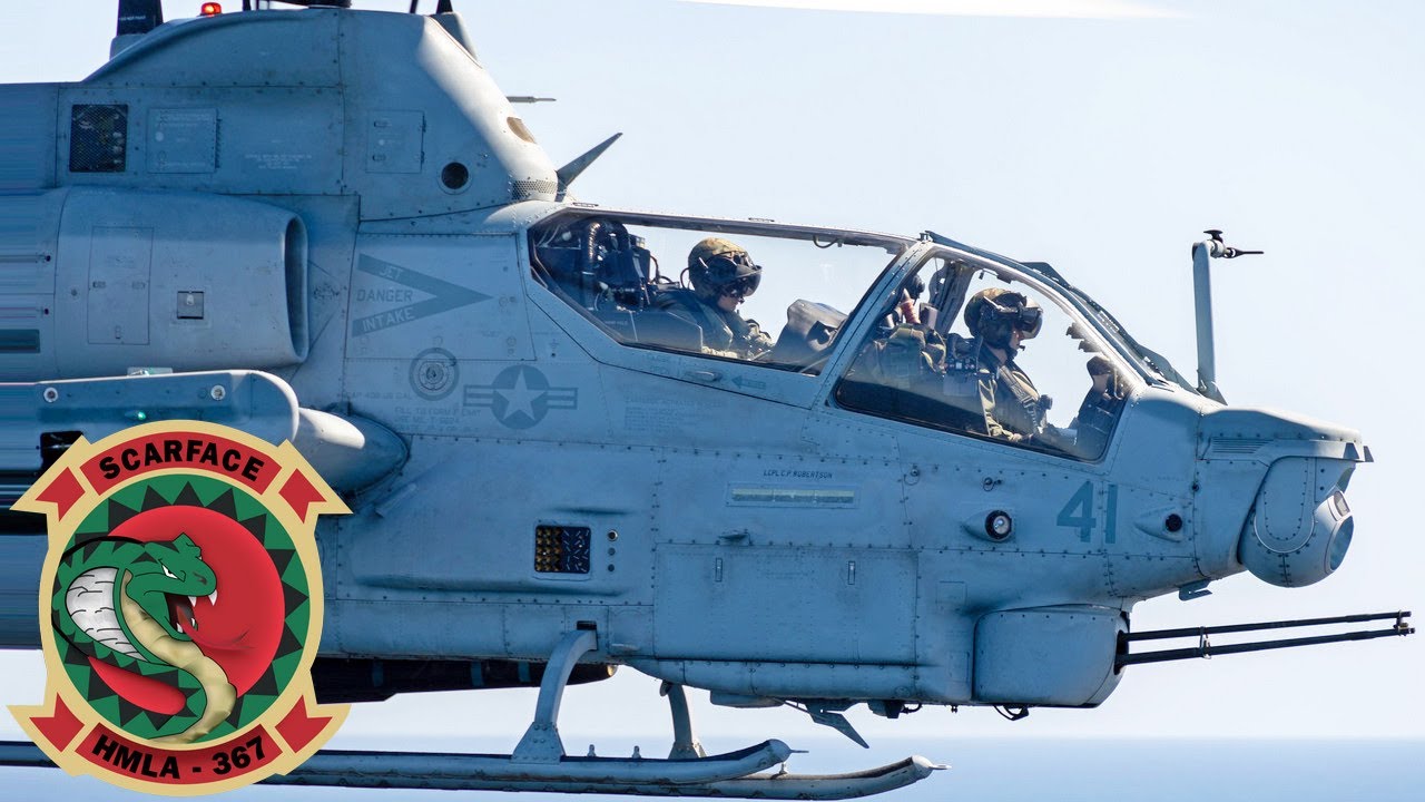 【レア未開封】LOS ANGELES SHERIFF MD500E w/クルー Scarface. USMC Light Attack Helicopter Squadron Conducts