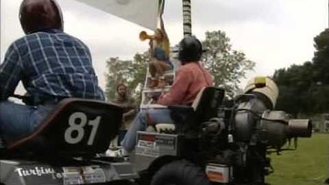 "More Power" - Jet engine on a lawnmower