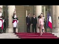 IMAGES | Le roi et la reine de Thaïlande reçus à l’Elysée