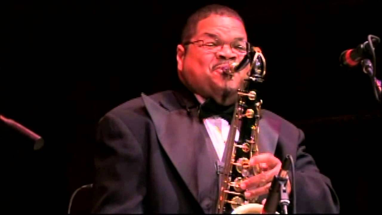 Louis Armstrong Society Jazz Band ROYAL GARDEN BLUES Featuring Clarence Johnson - YouTube