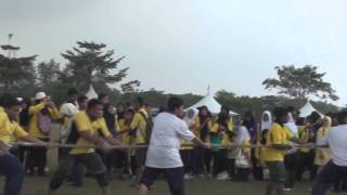 Hari Sukan SMK Seri Kundang 2011 : Tarik tali Tioman VS Pangkor