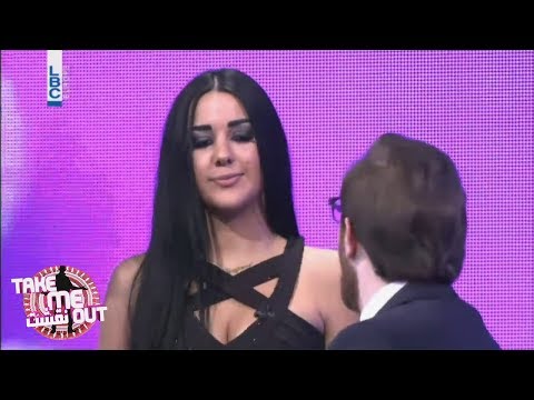 جو أنا تنسحب من مسرح نقشت