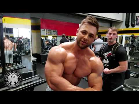 Arm Blast with Regan Grimes at Golds Gym Venice - Iron Diaries (DigitalMuscle.com)