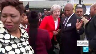 Tournée africaine de Theresa May : la promesse de 4 milliards d''euros d''investissements