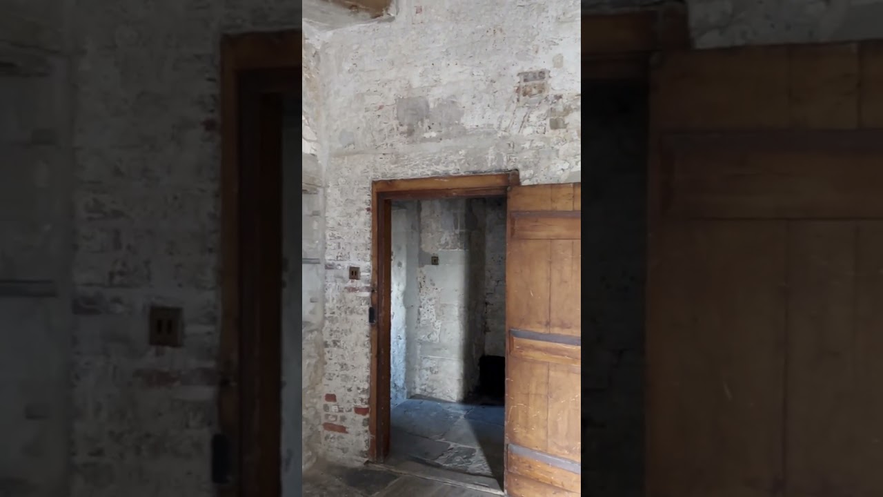 Anne Boleyn's RESTLESS Ghost CHILLS Tower of London