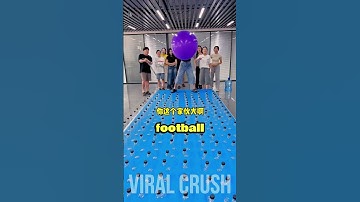 Bottle Knockdown Challenge | Win geld door flessen kapot te slaan 💰🏆 #shorts