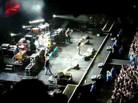 Foo Fighters - Long Road To Ruin - Key Arena, Seattle, WA