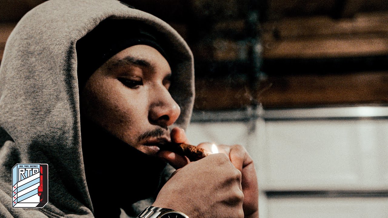 GuWapo - "Pull Up Music" (Official Video) | Presented by: @RedTapeDistrict auf YouTube ansehen GuWapo - "Pull Up Music" (Official Video) | Presented by: @RedTapeDistrict auf YouTube ansehen