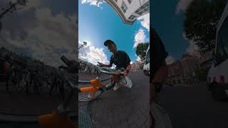 Jagen Tijdens De Vuelta In Amsterdam Met Fietsbenen Bruno Bobbink