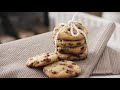 Chocolate Chip Cookies 巧克力豆曲奇 | Apron