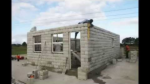 42m2 Cottage  Building