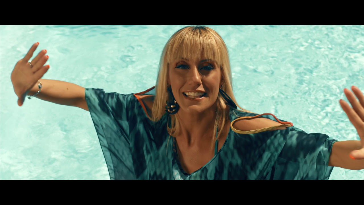 Watch MARIANNA LANTERI - La playa del sol (Official video) on YouTube Watch MARIANNA LANTERI - La playa del sol (Official video) on YouTube