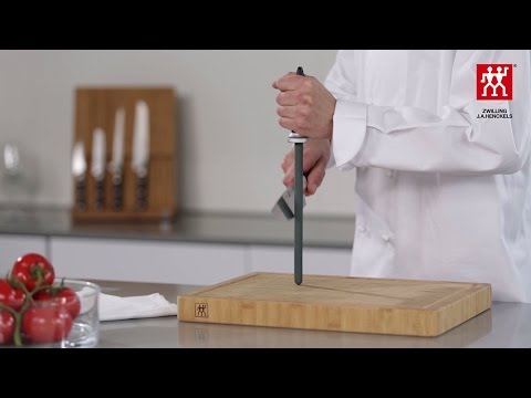 Video: Wie Man Messer Für Eine Schwedische Eisschraube Schärft