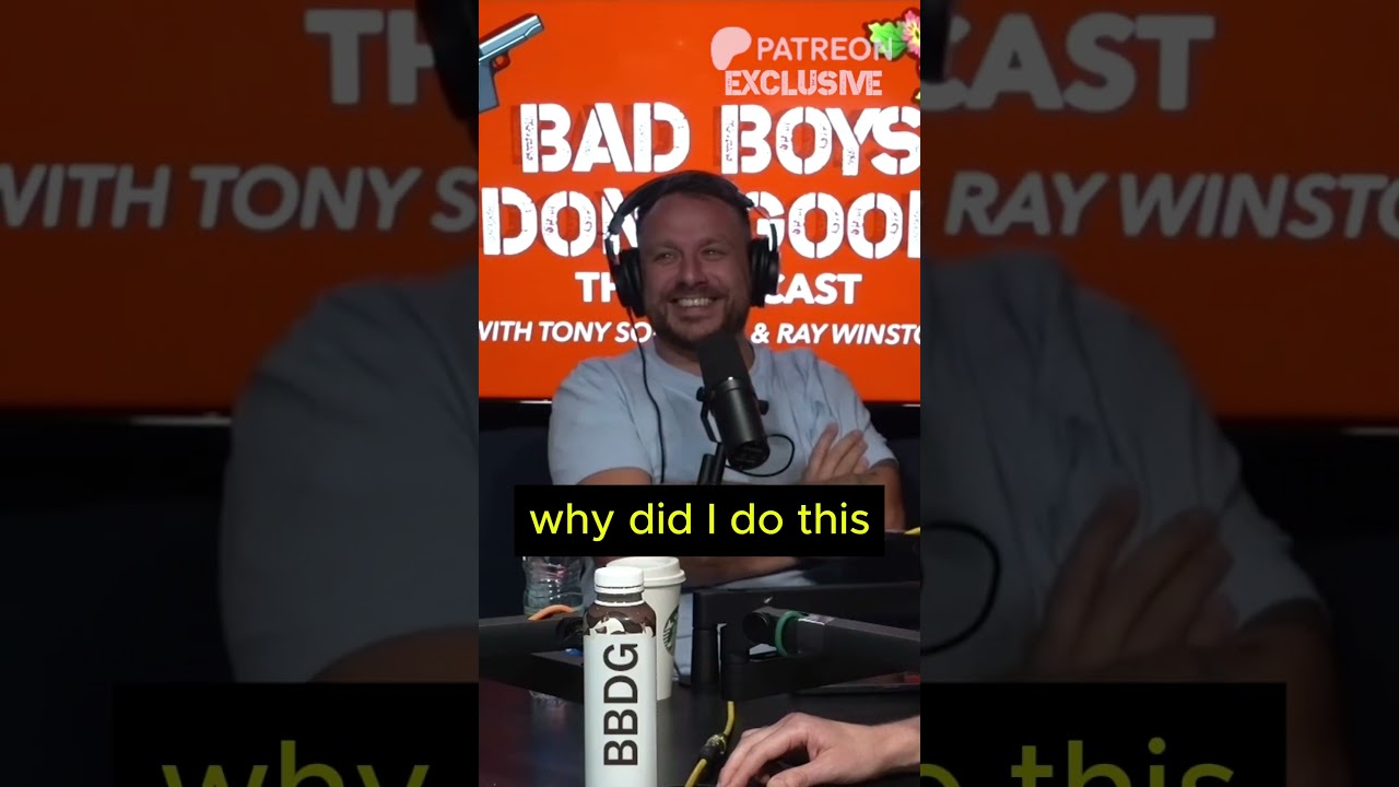 Dapper Laughs loses it