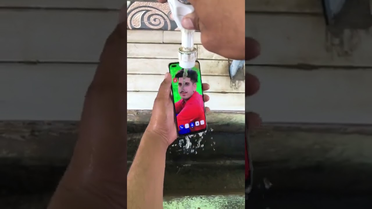 Oppo F17 Pro Waterproof 