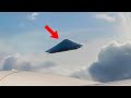 Massive ufo freaks out entire airplane best new aliens 2024