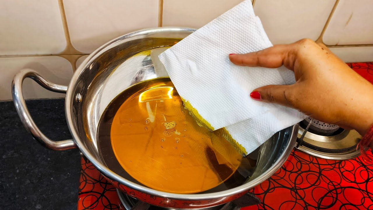 💡Put the tissue paper in the oil and save your thousands of rupees ! Craft ideas 