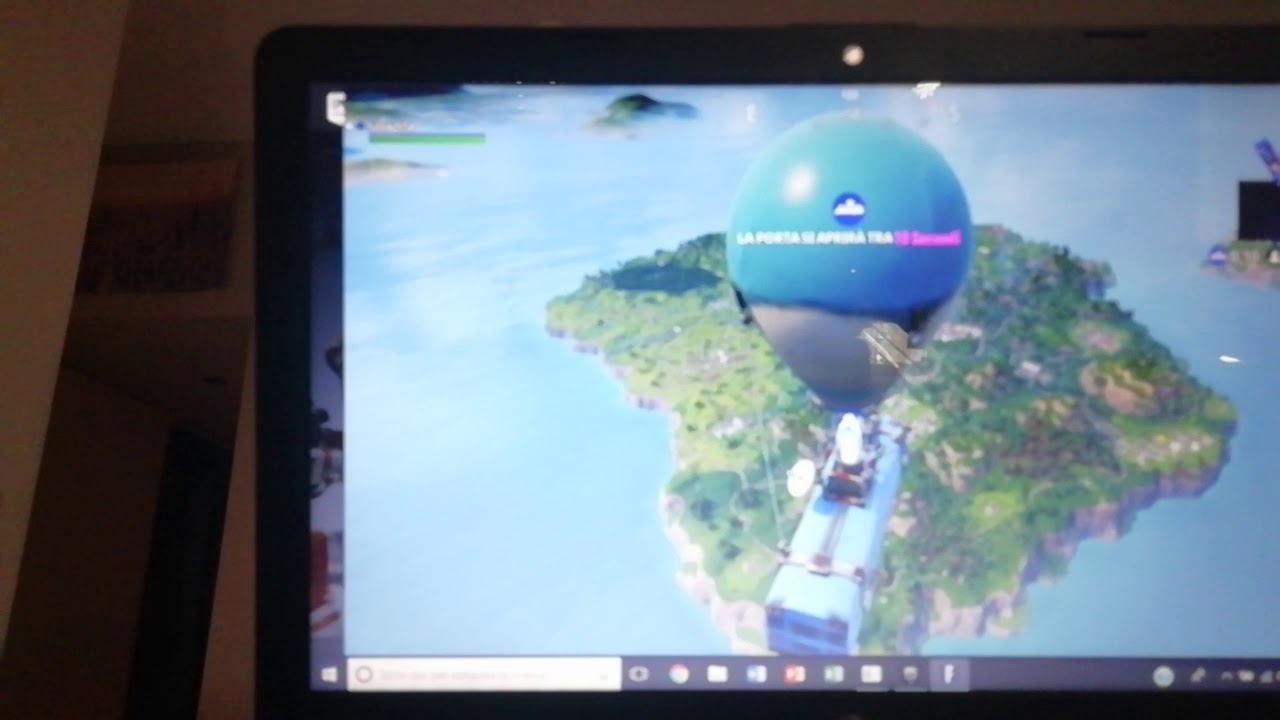 La mia prima partita su fortnite - YouTube