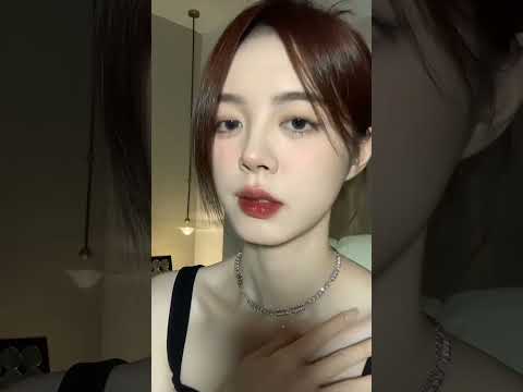변신?화장으로 미녀되는과정!変身？化粧で美女になる過程!Transformation? The process of becoming beautiful with makeup