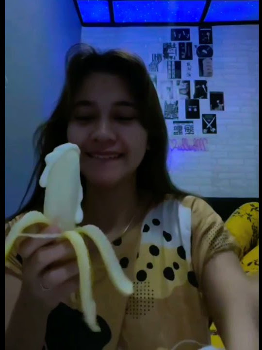 dia bawa pisang mau ngapain? #shorts #viral #cewek