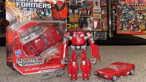 Transformers prime robots in disguise Cliffjumper review. G1 generations collection comparison RID