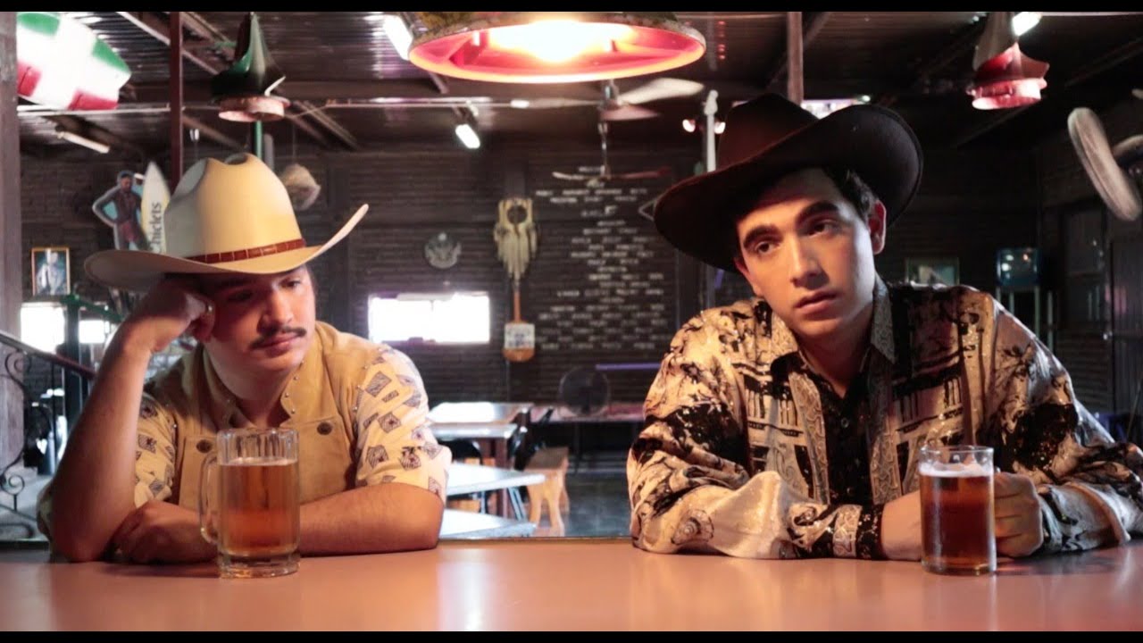 Watch La Plebeat - Vuelve conmigo (VIDEO OFICIAL) on YouTube Watch La Plebeat - Vuelve conmigo (VIDEO OFICIAL) on YouTube