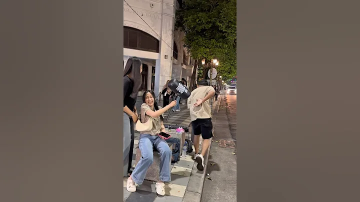 Hammer head prank very funny #viralvideo #viralshort #trendingshorts