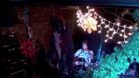 Julie Odell- Live@Chelsea's Cafe (Song 8/13 "Eggs")