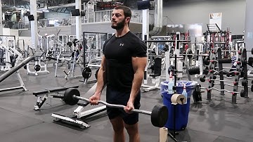 Standing EZ-Bar Curl - Supinated-Grip