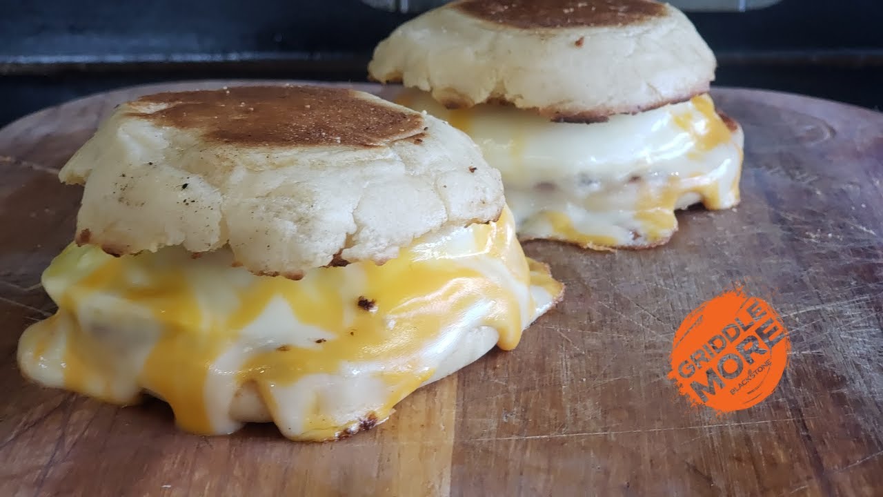 Griddled English Muffin & Eggs (my new favorite breakfast!). - Bet On Dinner