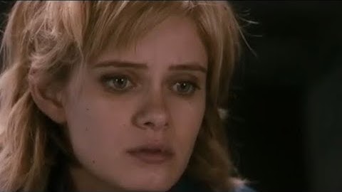 3 People Accidentally Time Travel And Get Stuck In One Place But That