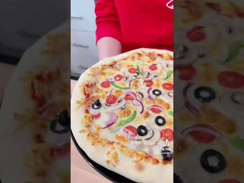 عمل بيتزا بالخظار محشيت الاطراف