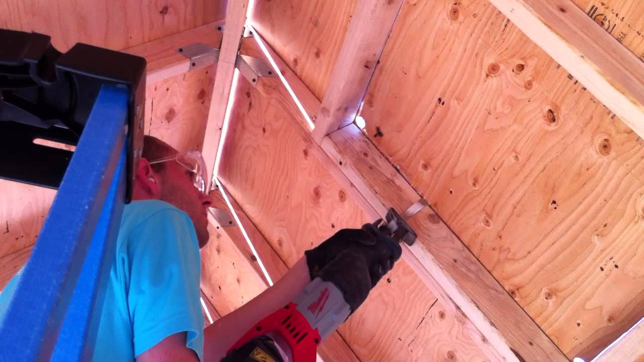 Tiny Tack House: Using the Saw for the Skylight