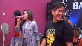 MUNG DADI MANTAN WA KANCIL FEAT AYU KARLINA PUTRA BALADHIKA