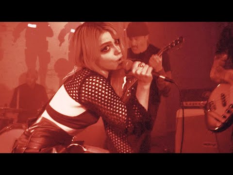 The Pill - Hollywood Smile 2