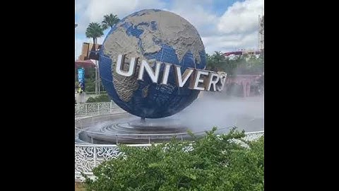 Universal Globe full view