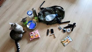 What I pack on the hikes: MY MUSTHAVES