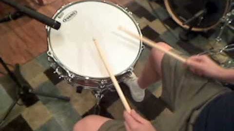 Drum Lesson: Billy Ashbaugh: Diddle Combo #1