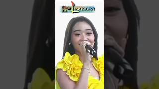LAMUNAN | Difarina Indra #laguhits #adella #difarinaindra