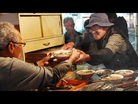 Old Style Ramen Stall 屋台ラーメン - Ramen Master Recovering from Illness - Japanese Street Food ラーメン北国