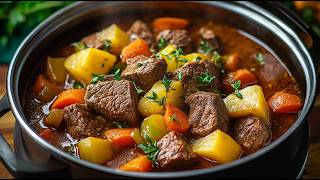 видео: Вкусный гуляш с говядиной и картофелем - самый вкусный рецепт говяжьего рагу! картинка: Вкусный гуляш с говядиной и картофелем - самый вкусный рецепт говяжьего рагу!