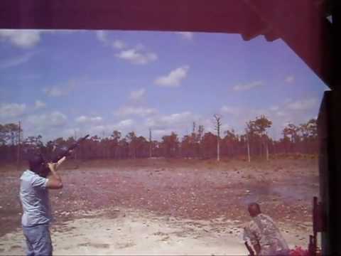 SKEET shooting - Clay Shooting - Shooting shit fly...