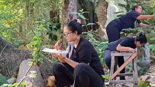 Download Lagu NIKMATnya Pagi Pagi Sarapan BUBUR AYAM Toping Melimpah Di Kebun,, Lanjut Nyari Cuci Mulut MP3